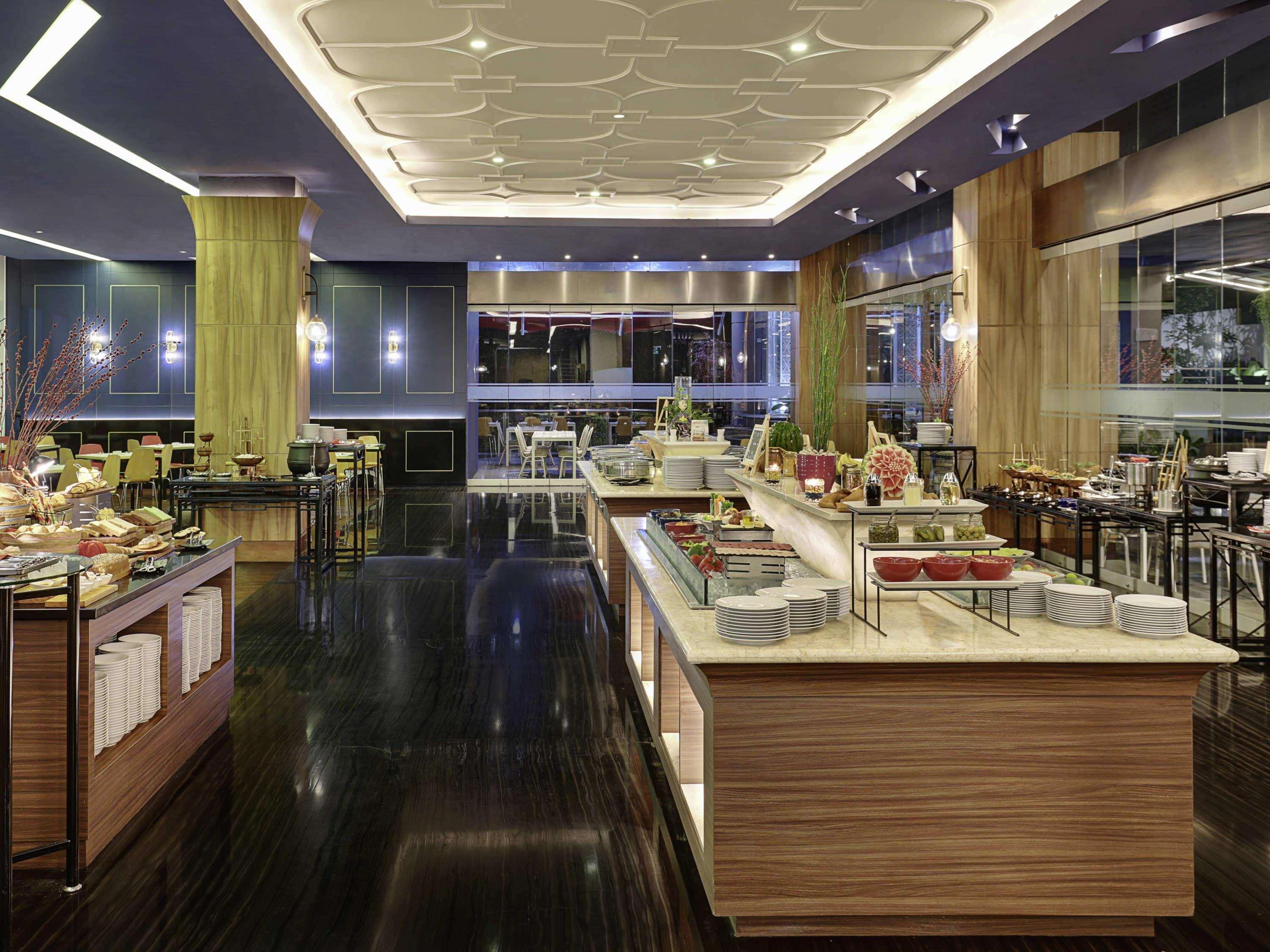 Mercure Bandung Nexa Supratman Exterior foto