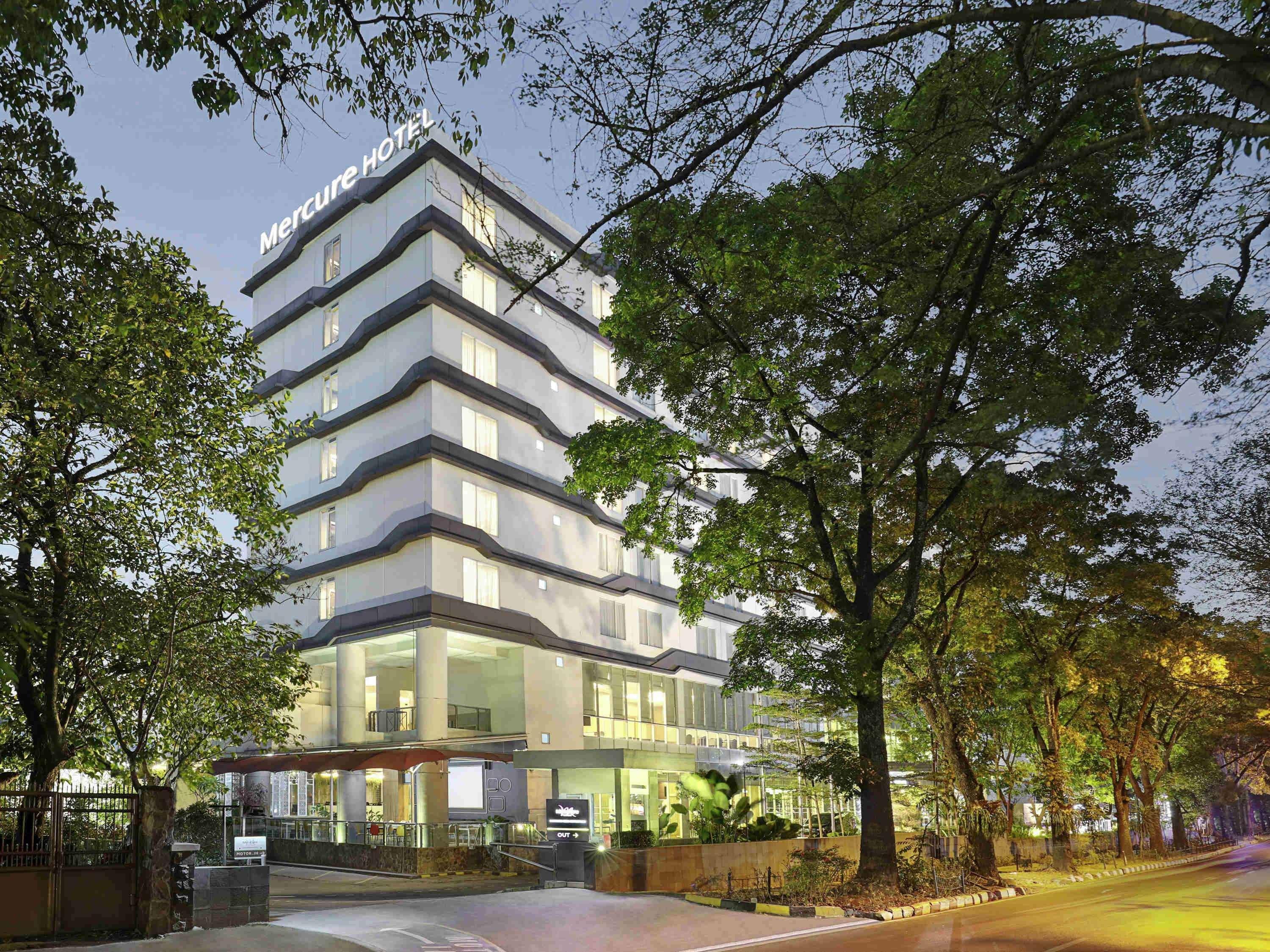 Mercure Bandung Nexa Supratman Exterior foto
